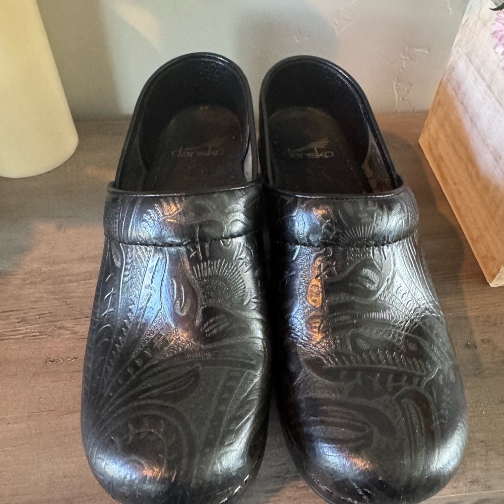 Dark Metallic Embossed Slip-On Loafers with Textured Design